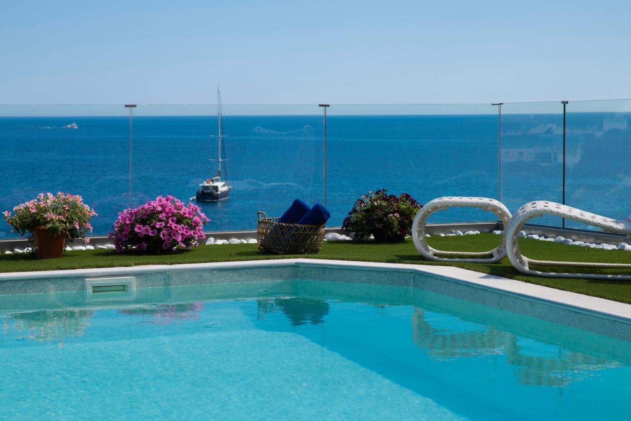 Felini Palace Agia Pelagia Exteriör bild